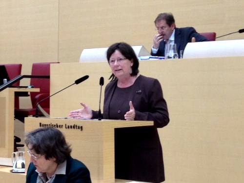 Maria Scharfeberg MdL im Plenarsaal des Bayerischen Landtages