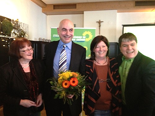  Bezirksvorsitzende Margit Kunc, Jürgen Mistol, Maria Scharfenberg, Bezirksvorsitzender Stefan Schmidt.
